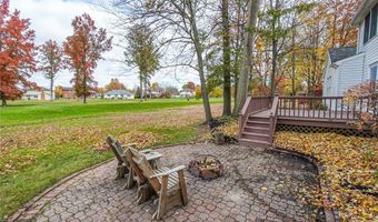 30 Redbud Ct, Amherst, NY 14051