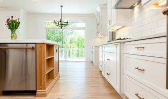81 Nelson Dr, Burlington, CT 06013