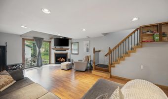 724 Columbia, Algonac, MI 48001