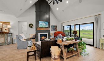 109 County Road 2696, Alvord, TX 76225