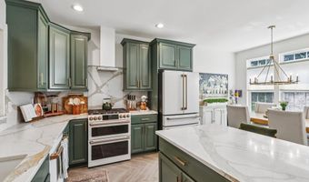 49 W Aspen Way, Aberdeen, NJ 07747