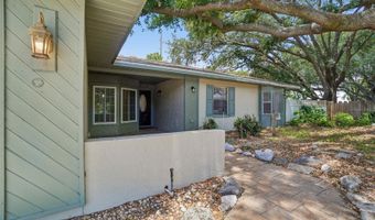 222 LAKEVIEW Dr, Auburndale, FL 33823