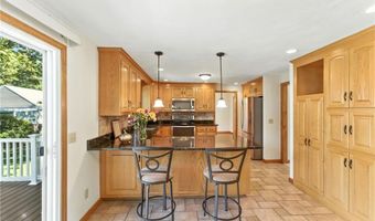 56 Greenfield Rd, Cumberland, RI 02864