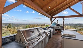 4938 San Jacinto Cir E, Fallbrook, CA 92028