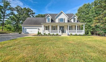 17 Sandhurst Dr, Bella Vista, AR 72714