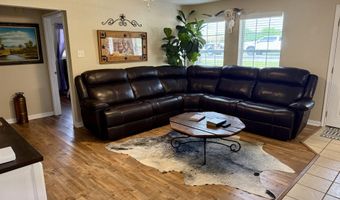 606 S Hubbard St, Alvord, TX 76225