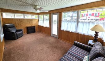 1857 Walnut Dr, Ashtabula, OH 44004