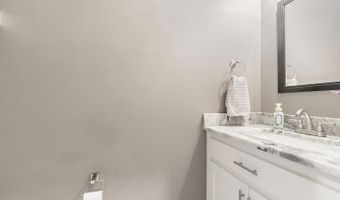 4033 Vineyard Way, Alexander, AR 72002