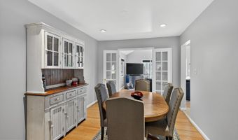 6282 15TH Rd N, Arlington, VA 22205