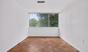 7753 PATRIOT Dr 54, Annandale, VA 22003