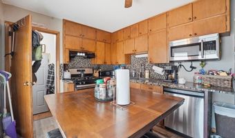 609 West St, Alden, IA 50006
