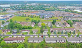 711 OLSON Ave F, Appleton, WI 54914