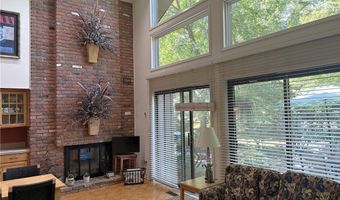 438-73 Cedar Rdg, Aurora, OH 44202