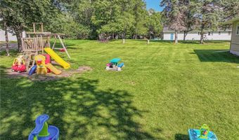 1007 Ruby St NW, Alexandria, MN 56308