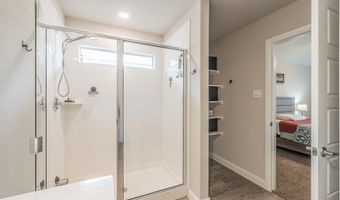 713 Breckenridge Park Dr, Alvarado, TX 76009