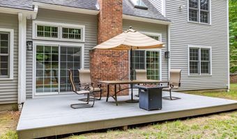 11 Quail Run, Bolton, MA 01740