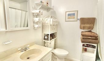 727 Donna Ave, Ashburn, GA 31714