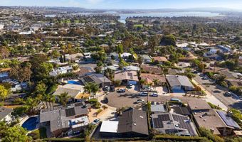 2526 Aster St, San Diego, CA 92109