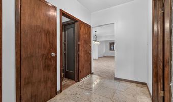 9 LINCOLN Pkwy, Bayonne, NJ 07002