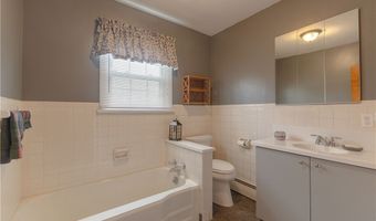 1639 S Ridge Rd W, Ashtabula, OH 44004