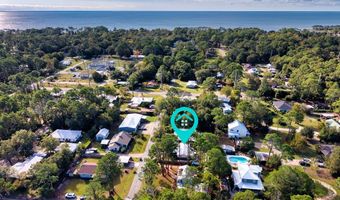 168 21st Ave, Apalachicola, FL 32320