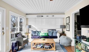 51 Egbert St, Bay Head, NJ 08742