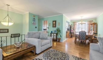 21 Liberty St, Andover, NJ 07801
