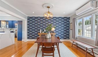 34 Burnett St, Johnston, RI 02919
