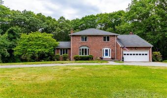 20 Lincoln Dr, North Smithfield, RI 02896