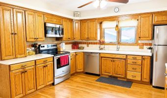 2304 High St, Beatrice, NE 68310