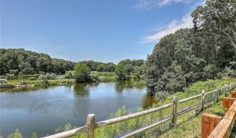 59 Booth Ave, East Providence, RI 02915