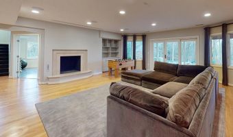 9629 EAGLE RIDGE Dr, Bethesda, MD 20817