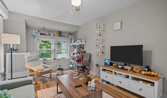 49 Arnold St, East Providence, RI 02915