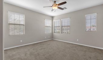 2477 W MARKET Pl 34, Chandler, AZ 85248