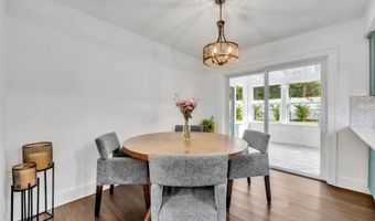 137 N SPRING LAKE Dr, Altamonte Springs, FL 32714