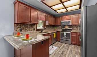 2312 Northgate Blvd, Auburn, IN 46706
