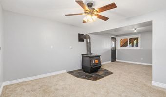 521 MONTCLAIR Dr, Cheyenne, WY 82009