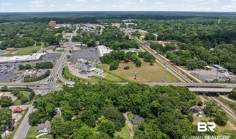 805 D'Olive St, Bay Minette, AL 36507