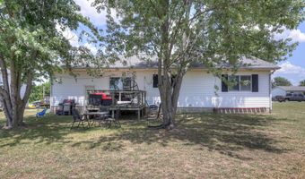 637 W 30th St, Baxter Springs, KS 66713