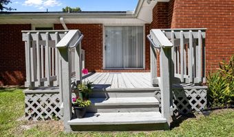 4083 Pitt St, Ayden, NC 28513