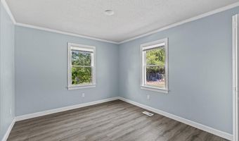 1330 E Hanrahan Rd, Ayden, NC 28513