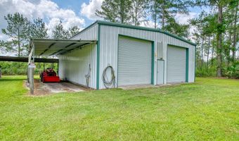 634 Alapaha River Dr, Alapaha, GA 31622