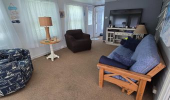 319 DOLPHIN Dr, Berlin, MD 21811