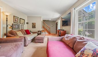 230 Sunnydale Ave, Bristol, CT 06010