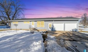411 W 5th Ave, Humboldt, SD 57035