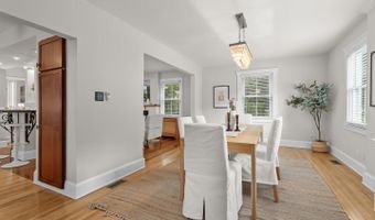 923 ARRAN Rd, Baltimore, MD 21239