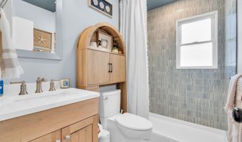 728 Neptune Ave, Beachwood, NJ 08722