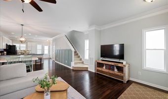 979 Branch Line Ln, Apex, NC 27502