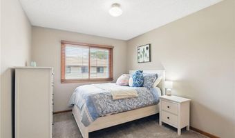 3636 15th Avenue Ct, Anoka, MN 55303