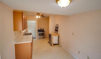 645 Elfgen St, Alton, IL 62002